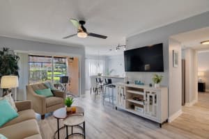 1670 N 42nd Circle 102, Vero Beach