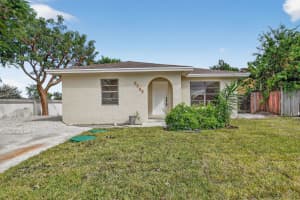 2747 Summit Boulevard, West Palm Beach