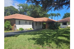 303 Nw 42nd Street, Boca Raton