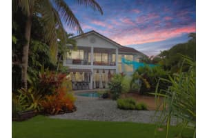 4426 Sw Long Bay Drive Drive, Palm City