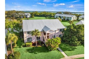 5720 Pelican Pointe Drive 3, Sebastian