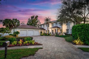 18706 Se St Augustine Way, Jupiter