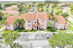 3420 Pinewalk Drive N 712, Margate