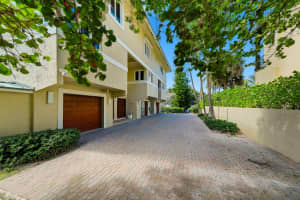 4535 Coquina Road, Ocean Ridge