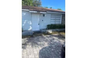 5706 Candlewood Avenue, Mangonia Park