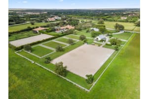 15416 Sunnyland Lane Barn, Wellington