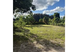 785 10th Avenue Sw, Vero Beach 785 10th Avenue Sw, Vero Beach