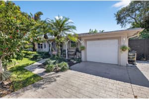 118 Ne 22nd Street, Delray Beach
