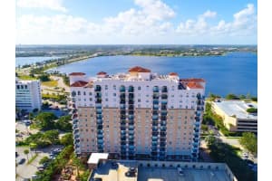 616 Clearwater Park Road 511, West Palm Beach