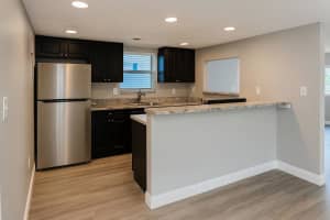 716 Sw 81st Avenue 13a, North Lauderdale