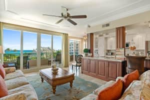 2000 S A1a 405, Jupiter 2000 S A1a 405, Jupiter