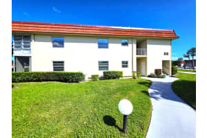 88 Crooked Tree Lane 107, Vero Beach