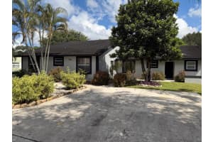 1392 Riverside Circle, Wellington