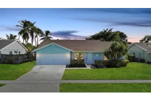 836 Nw 9th Way, Boynton Beach