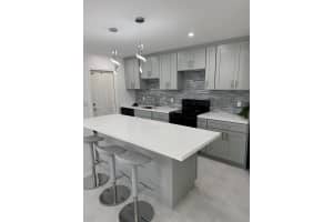 412 Se 21st Avenue B, Boynton Beach