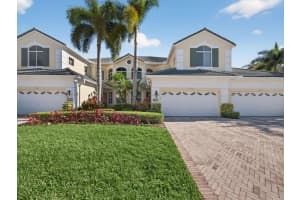 118 Palm Point Circle B, Palm Beach Gardens