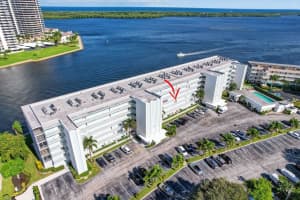 36 Yacht Club Drive 307, North Palm Beach