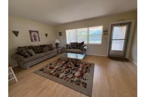 113 Waltham E, West Palm Beach