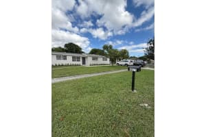 4877 Caribbean Boulevard S, West Palm Beach