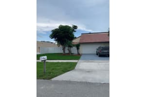560 Ne 48th Street, Boca Raton 560 Ne 48th Street, Boca Raton