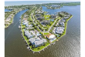 1821 Mooringline Drive 1c, Vero Beach