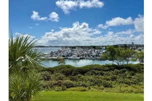 33 Harobur Isle Drive W 304, Fort Pierce