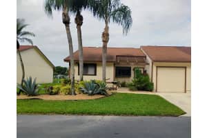 51 Mayfair Lane, Boynton Beach