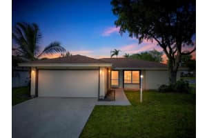 1201 Pine Sage Circle, West Palm Beach