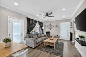 1004 Pennsylvania Avenue 7, Miami Beach