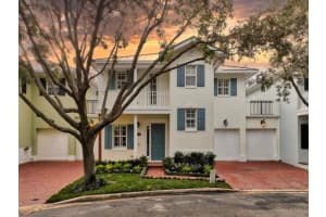 1030 W Heritage Club Circle, Delray Beach