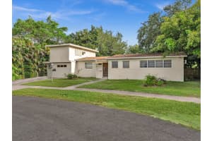 20035 Ne 14th Court, North Miami Beach