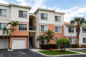 2310 Myrtlewood Circle E, Palm Beach Gardens
