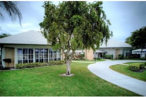 1112 Lake Terrace 208, Boynton Beach