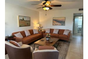 243 Suffolk F 243, Boca Raton