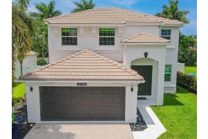 2738 Misty Oaks Circle, Royal Palm Beach
