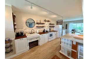 2682 Garden Drive S 205, Lake Worth