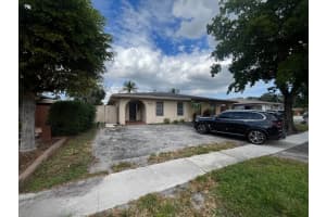 6123 Sw 4th Place, Margate