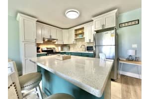 359 Norwich O, West Palm Beach