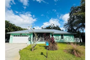 2415 Laurel Lane, Palm Beach Gardens