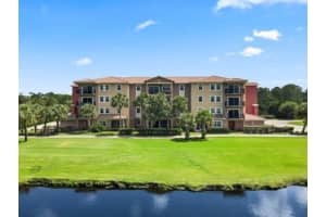 4190 Gator Greens Way 24, Fort Pierce