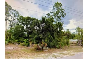 403 17th Street E, Lehigh Acres