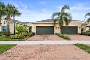 12842 Sw Lake Fern Circle, Port Saint Lucie
