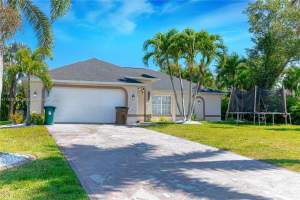2043 Nw 6th Terrace Terrace, Cape Coral