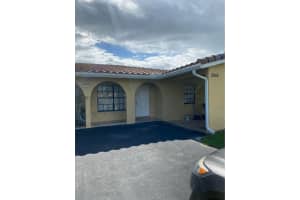 3952 Nw 83rd Lane, Coral Springs