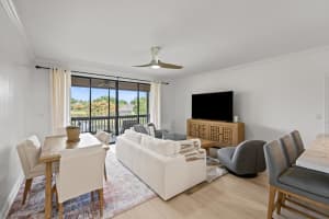 11842 Pebblewood Drive 202, Wellington