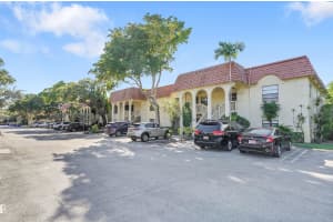 136 S Cypress Road 326, Pompano Beach