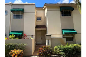 6622 Via Regina, Boca Raton