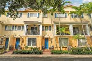 3172 N Greenleaf Circle, Boynton Beach