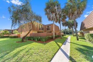 146 Heritage Way, West Palm Beach