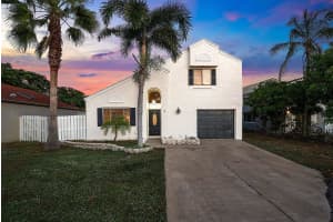 4 Elton Place, Boynton Beach